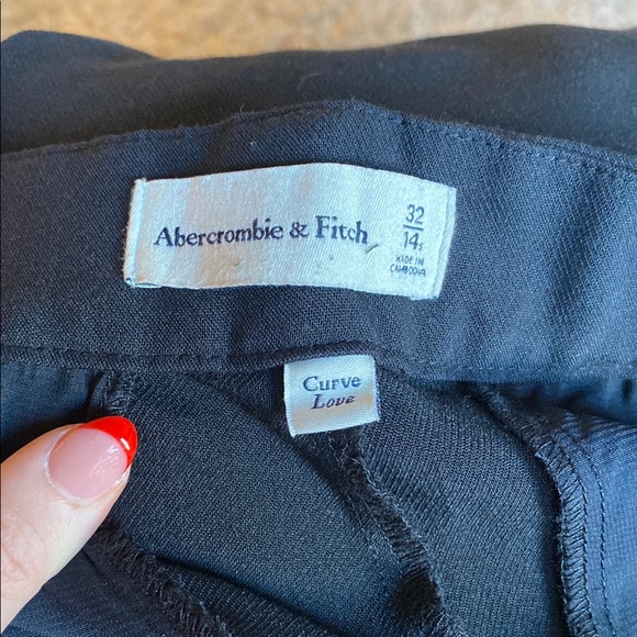 Abercrombie & Fitch Sloane Curve Love Black Trousers - Picture 6 of 6